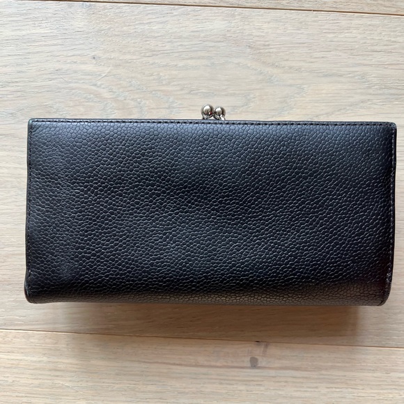 Cole Haan clutch wallet. Soft black pebbles leather lined with pink suede - Picture 2 of 8